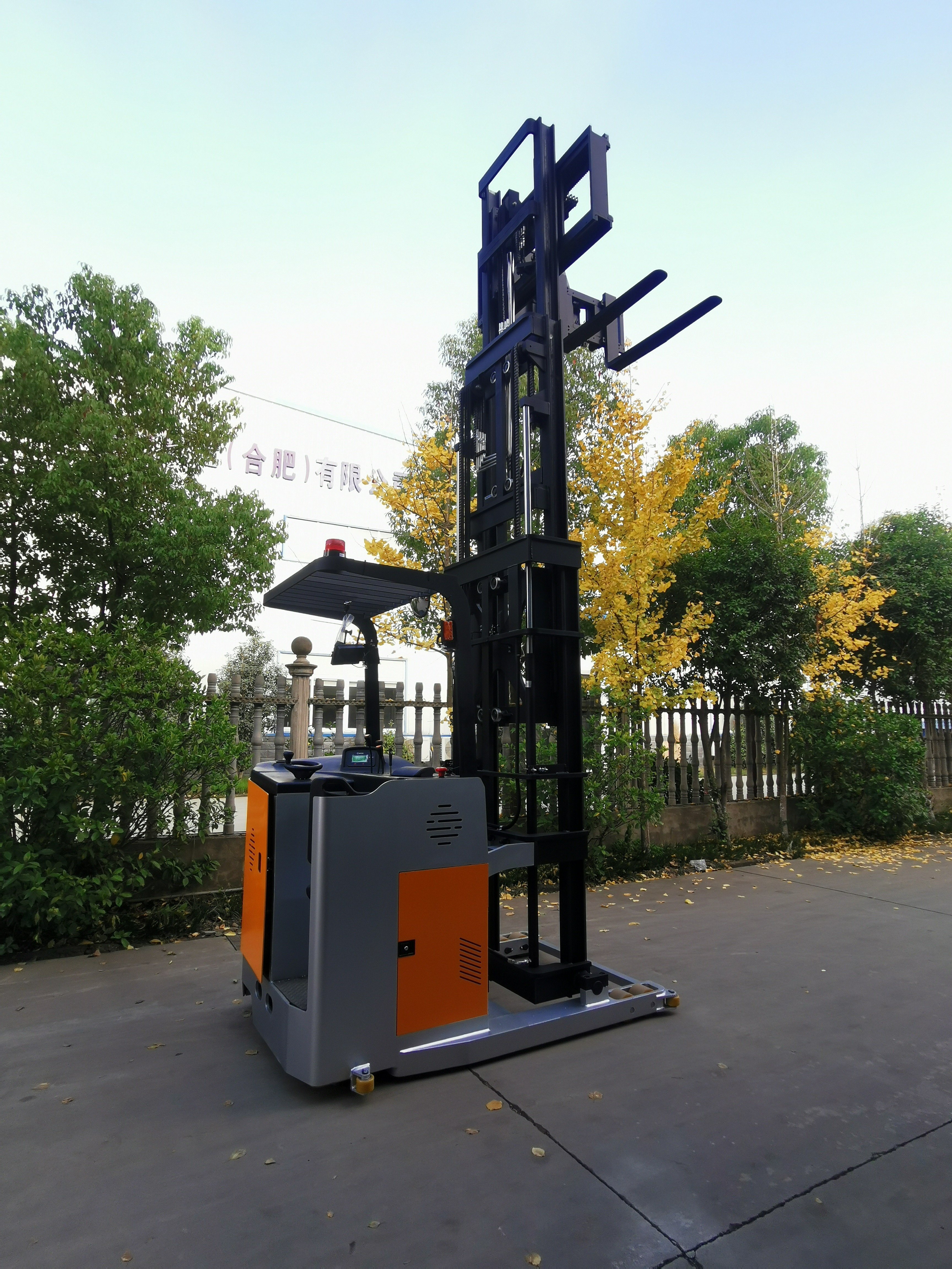 Warehouse Equipment CDDM10-55S 5.5m Lifting Height 3-way Electric Pallet Stacker