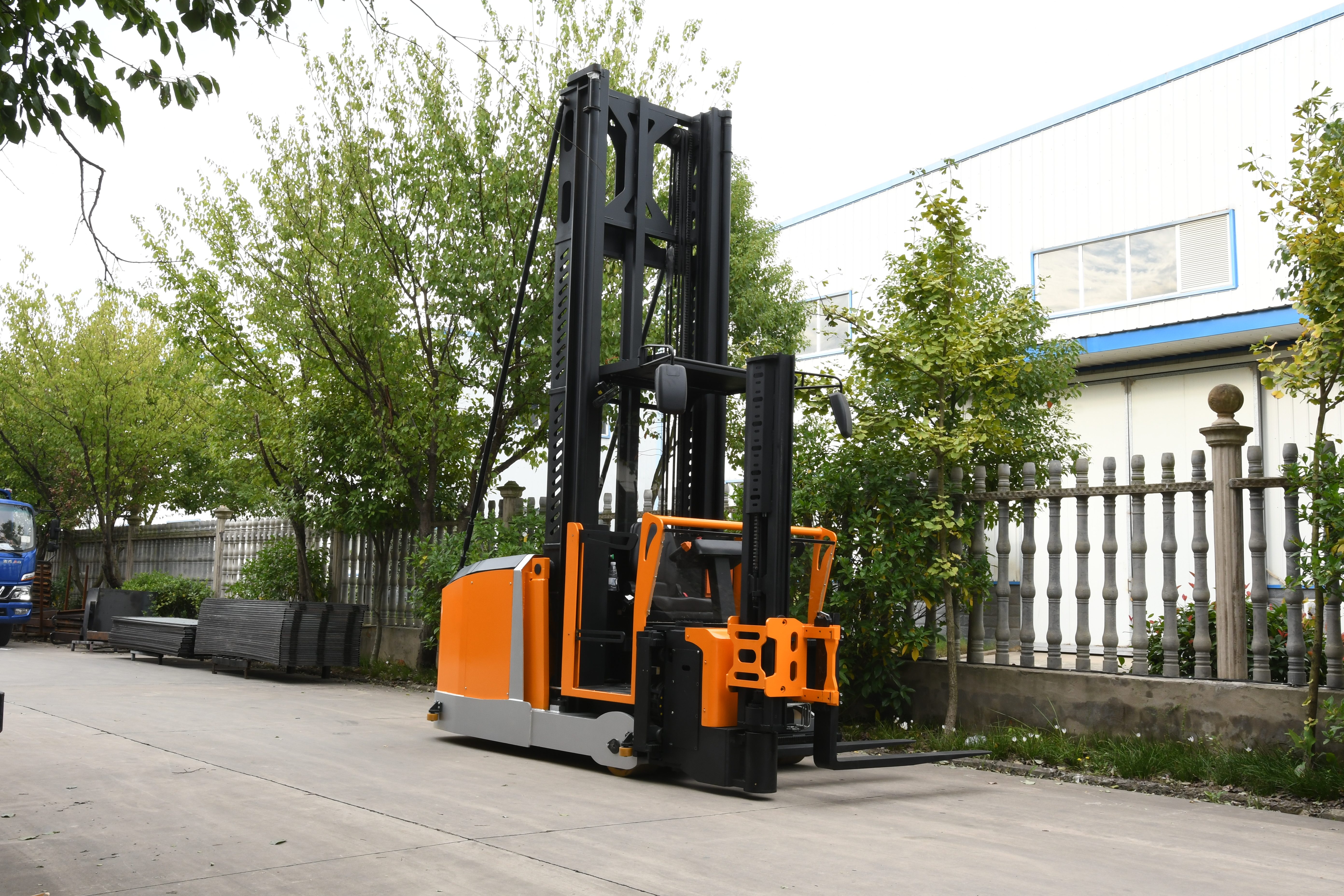 Electric 3 Way Pallet Stacker CDMX15-100S Narrow Aisle Stacker for Warehouse Storage Handling