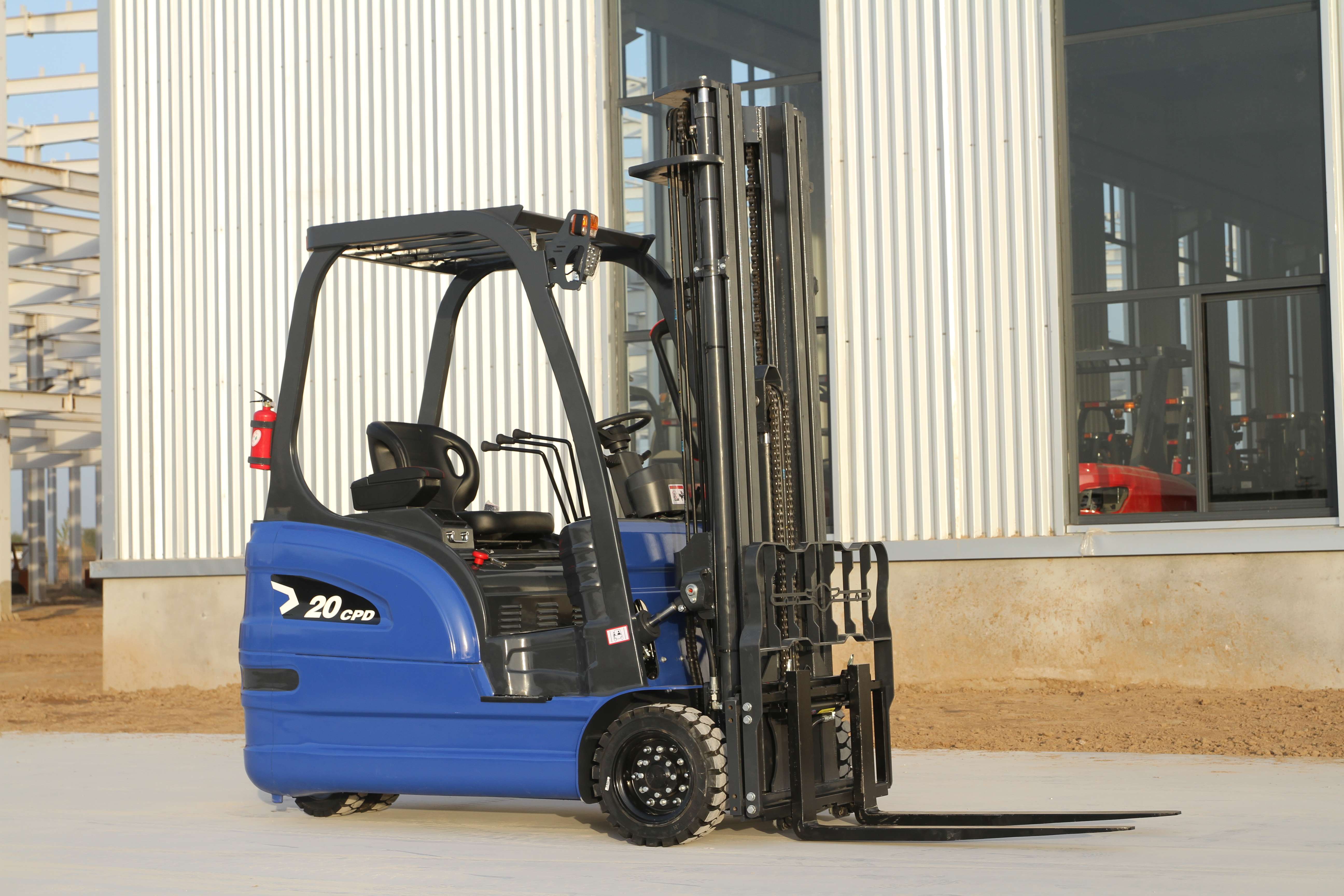 5 Essential Tips for Safe and Efficient 3-Wheel Electric Forklift Operation