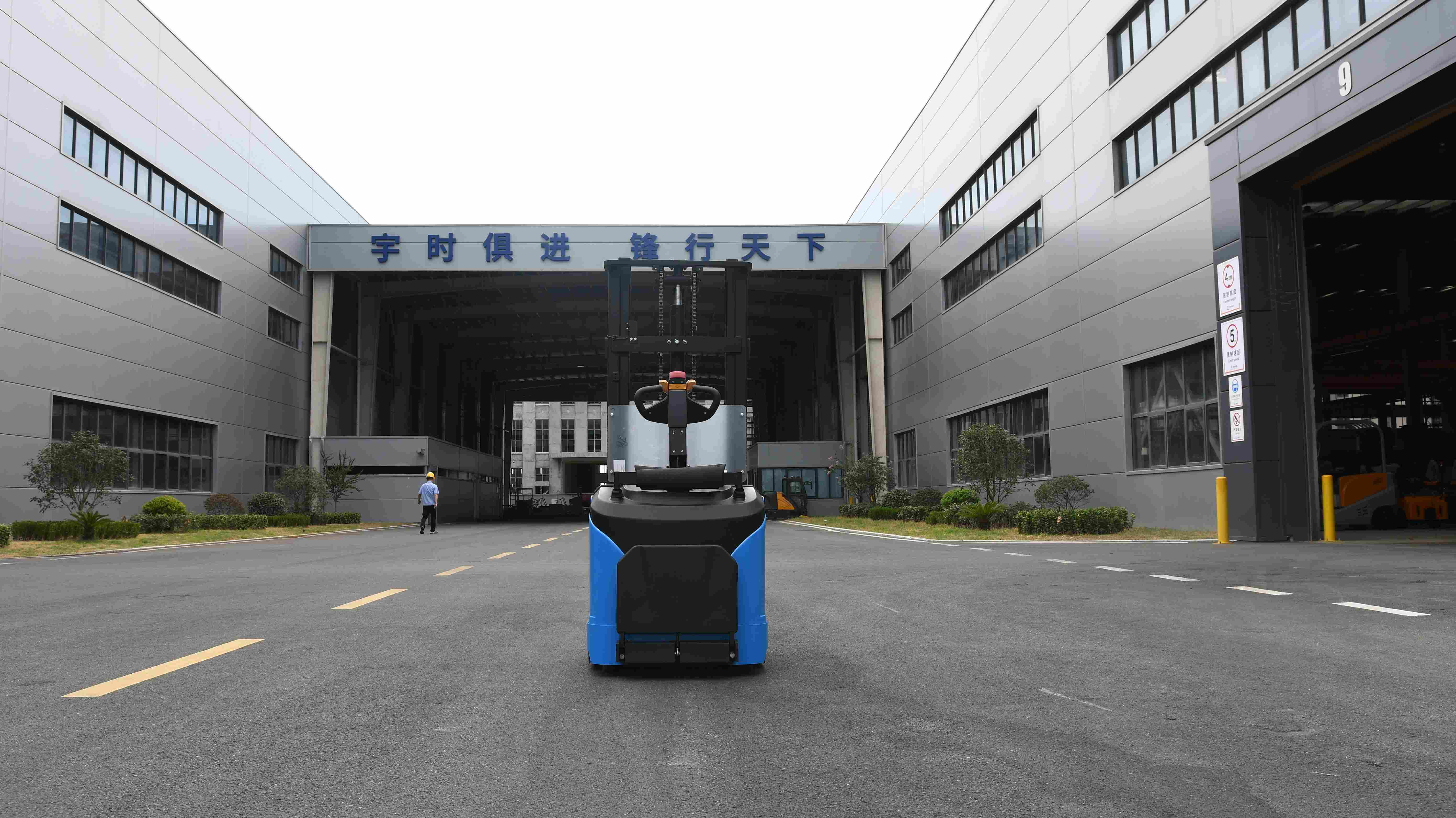 CE Certificate CDD15 II-30 Lithium Battery Lead-acid Battery Electric Pallet Stacker Standing-on Drive