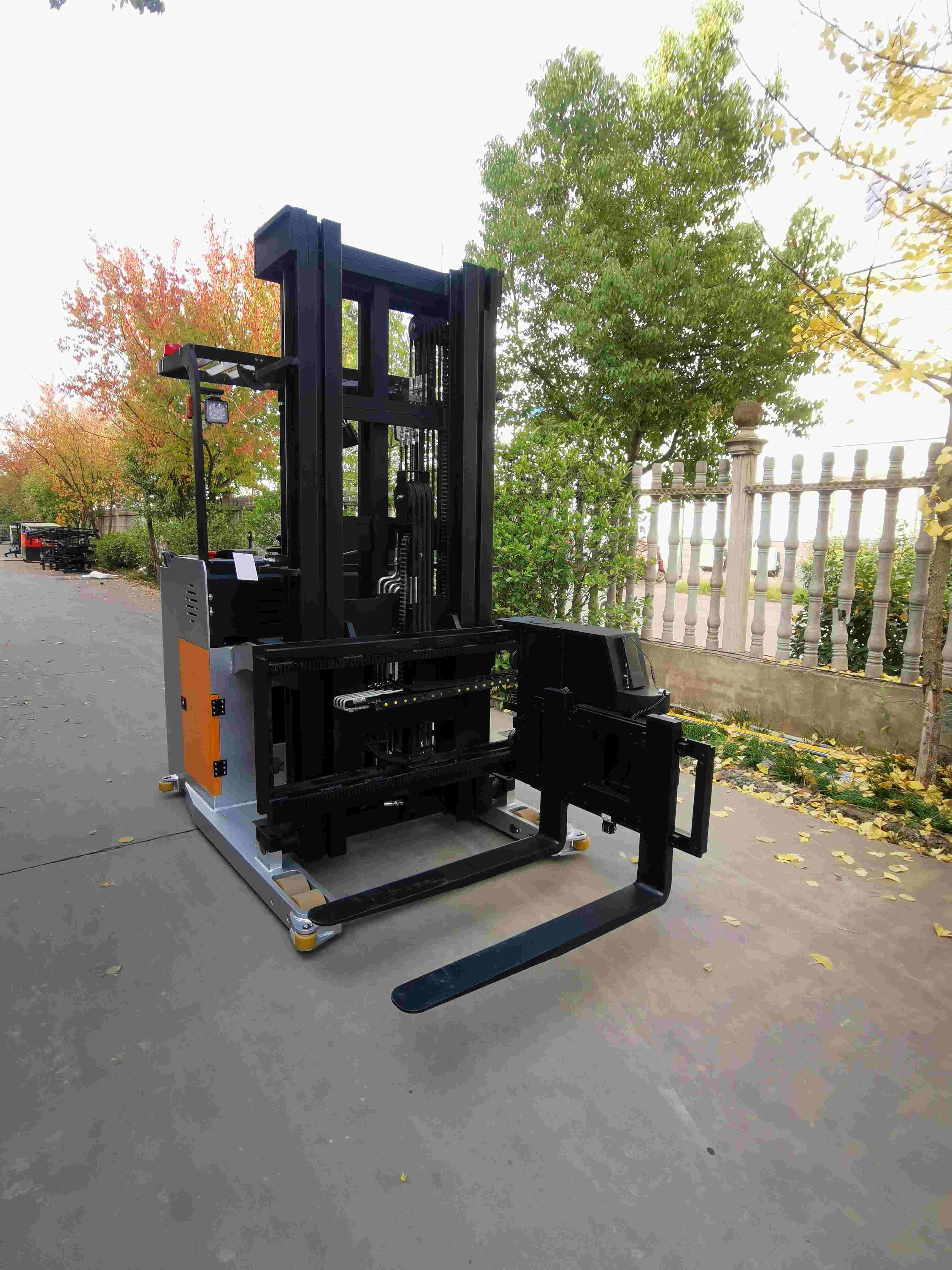 Hot Selling CDDM10-80S CE Electric Pallet Stacker Warehouse Handling Equipment Electric Forklift Lithium Battery Powered