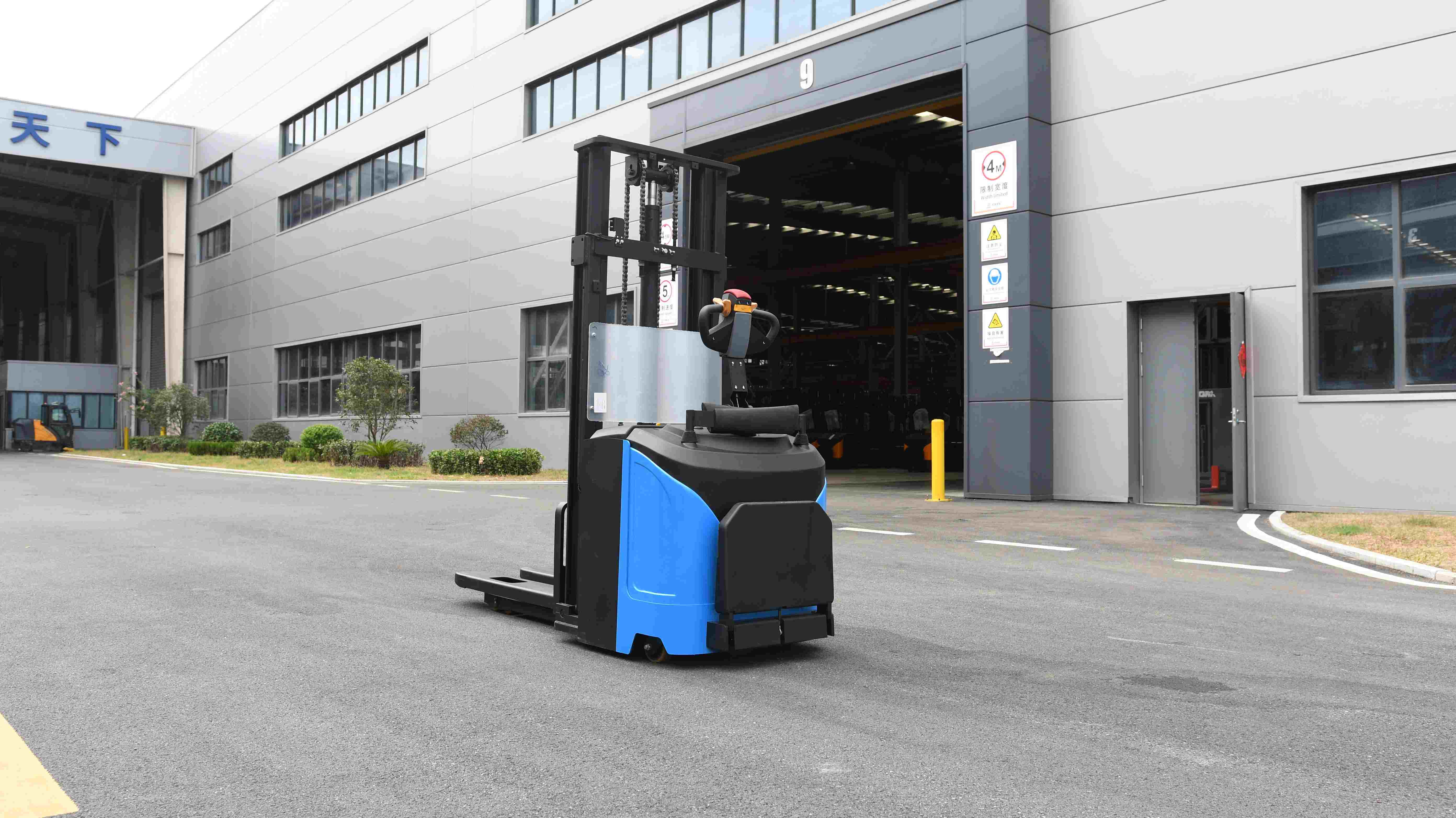 CE Certificate CDD15 II-30 Lithium Battery Lead-acid Battery Electric Pallet Stacker Standing-on Drive