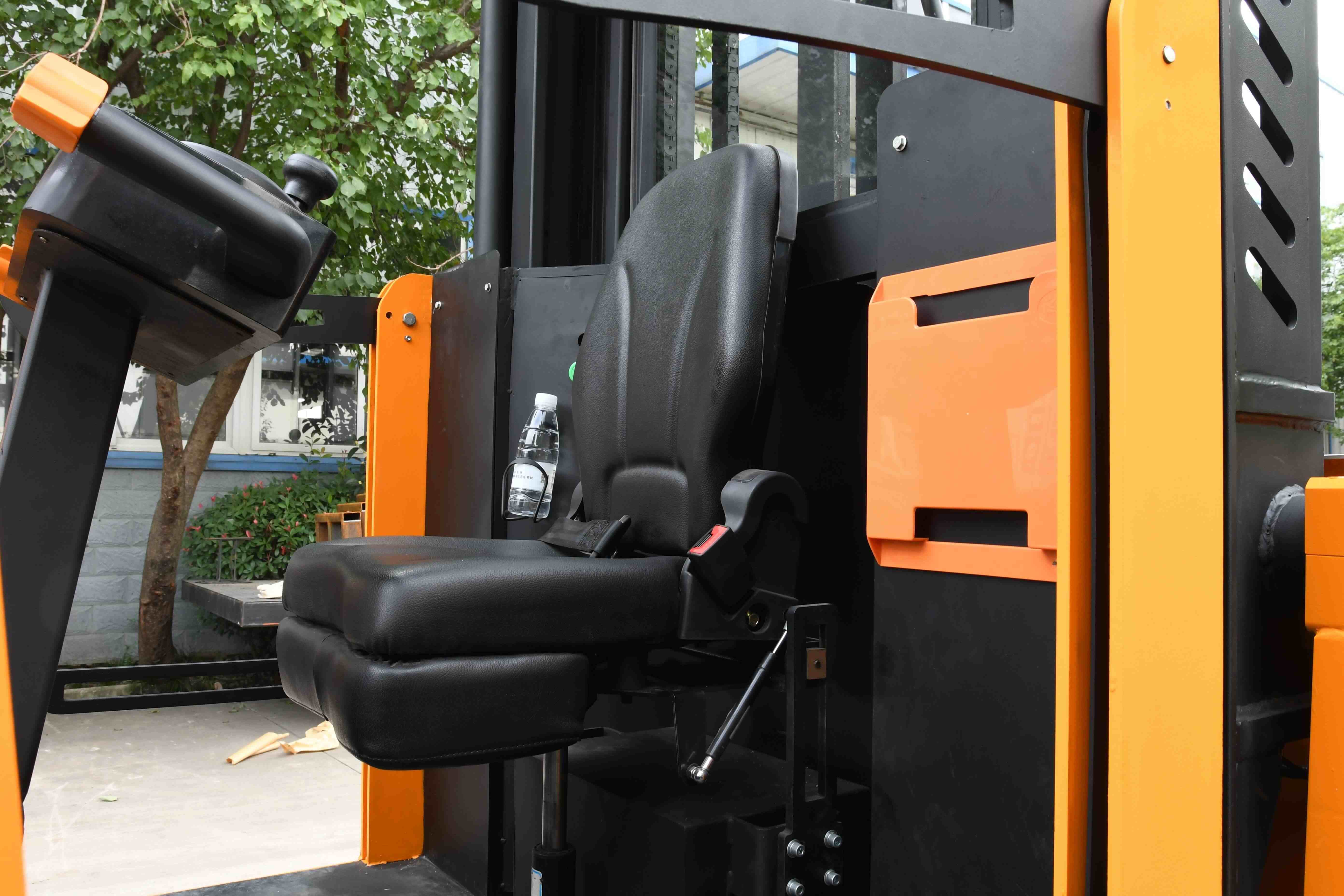 Hot Selling Electric Forklift 3-way Electric Pallet Stacker CDMX15-50S