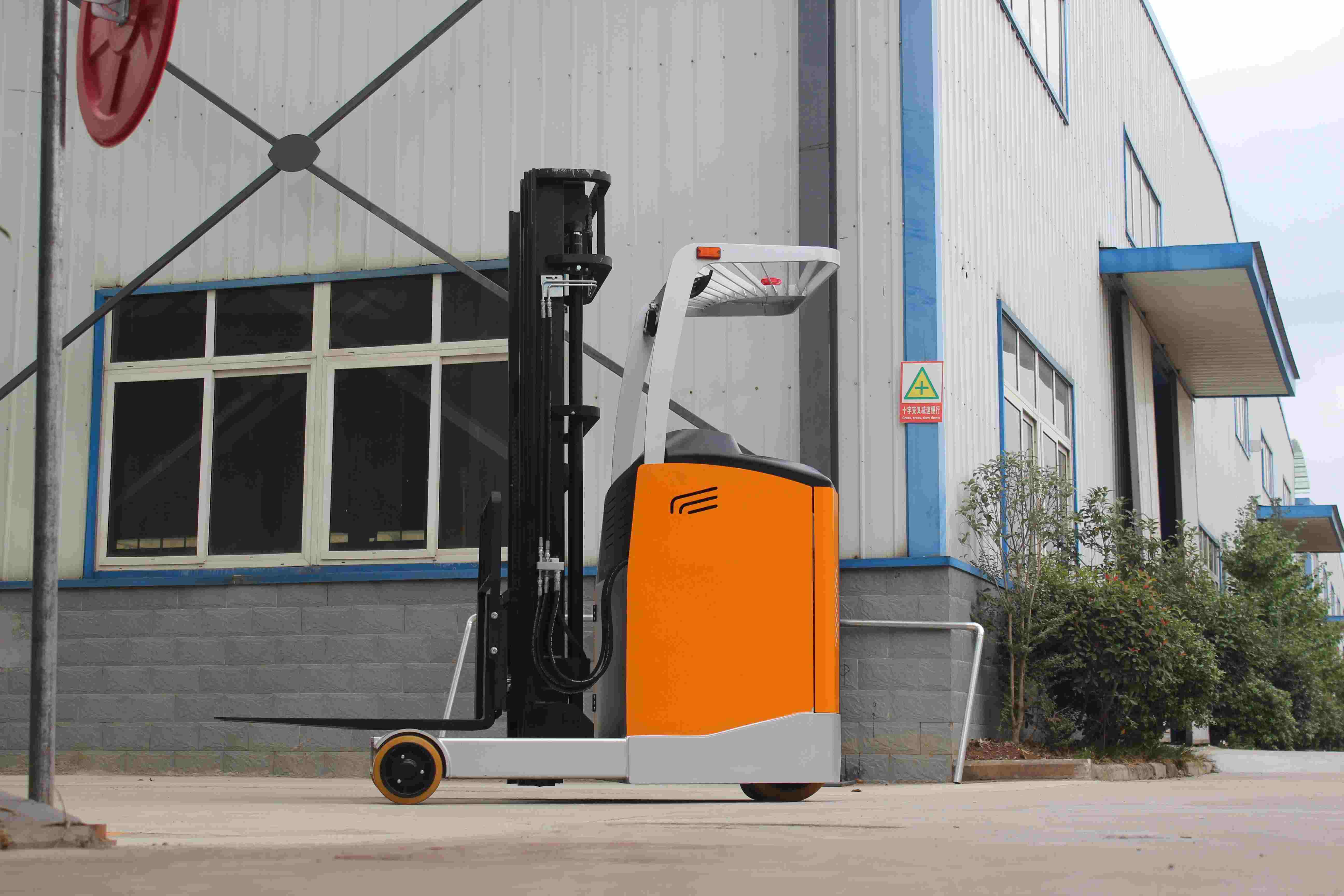 2ton CQD20-30 Electric Reach Forklift AC Motor 48V Voltage Reach Truck Warehouse Stacking Equipments