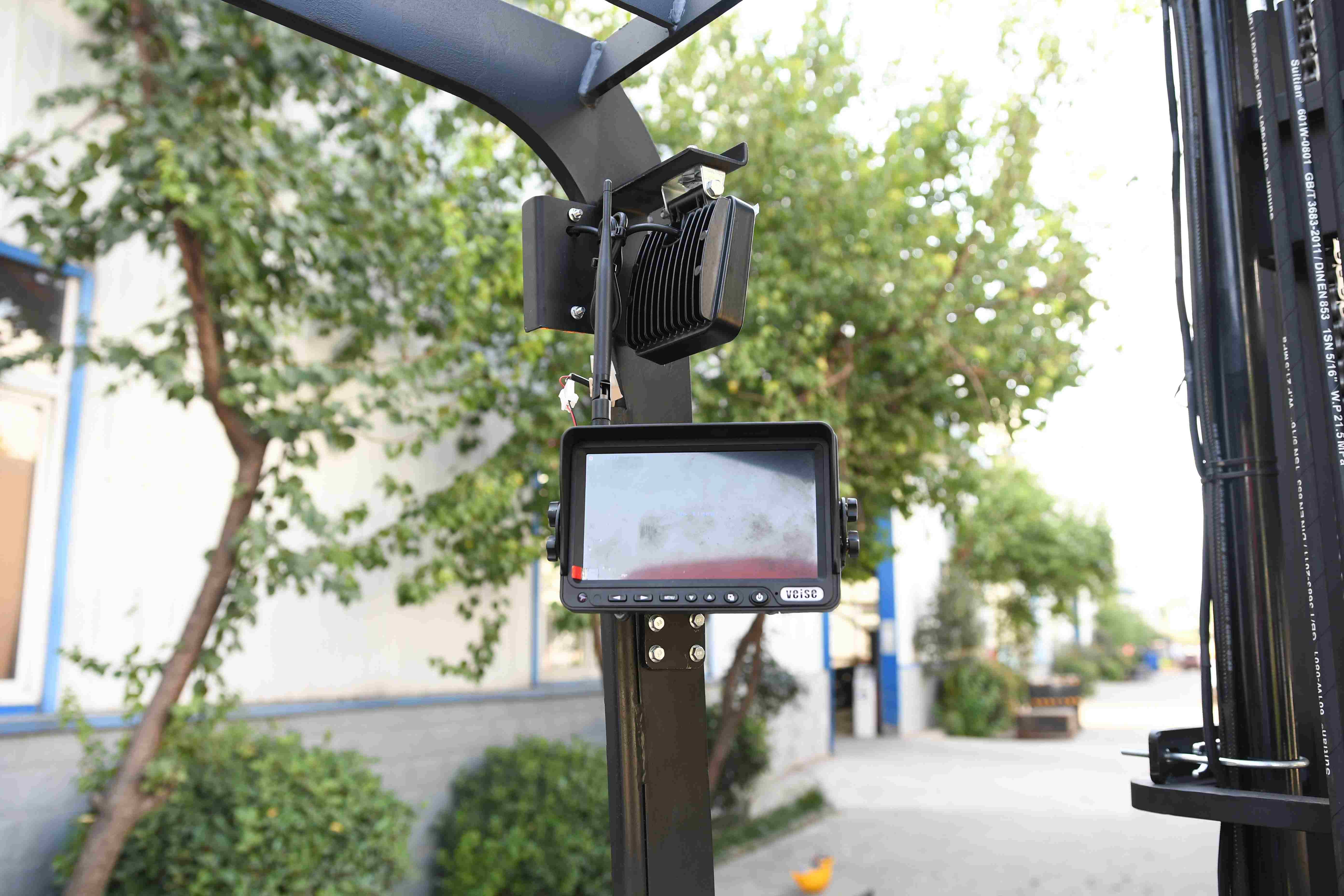 Narrow Aisle 1.5Ton VNA Electric 3 Way Pallet Stacker CDDM15-80S Electric Forklift With AGV System Optional