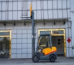 FORKLIFT 2-3.5Ton diesel Forklift with Automatic Transmission 2500 kg Warning Light and Full Sets of Lights