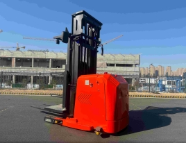 1.5 Ton CDD15X-40S Electric Order Picker With 4m Lifting Height Vertical Material Handling Equipments
