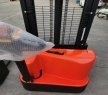  CDDC15-30 Walkie Type Pallet stacker 2500kg Load Capacity 2.5ton Hydraulic Powered Full Electric Pallet Truck With DC Driving Motor