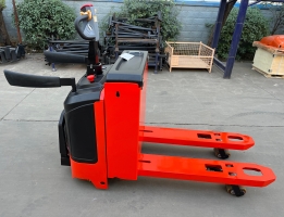 Best Price CBD50III Full Electric Pallet Jack Rider Operation Type Electric Pallet Truck Warehouse Equipment