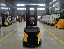 High Quality CDD15 II-25 Warehouse Equipments Flexible Forklift Electric Pallet Stacker Standing Type