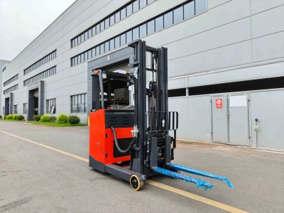 24V Electric Reach Truck Handle Different Types of Pallets