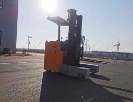 2tons Electric Forklifts 4-directional Reach Truck  CQDS20-40S Side Loader for Sale Warehouse Usage