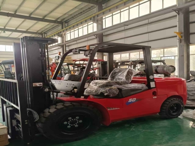 LPG forklifts, a mainstream choice for material handling in warehousing and logistics