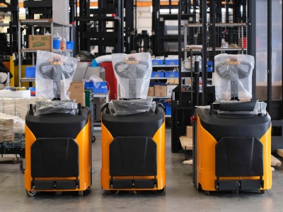 Why Do We Use Electric Pallet Stacker To Load Items?