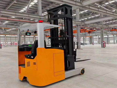 CQDE Seated Type Reach Truck: The Smart Choice for High-Density Warehouse Efficiency