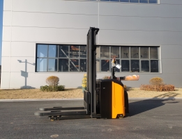 VIWINT CDD20II-30Electric Stacker Truck All-electric Forklift Standing Pallet Stacker Truck 2Ton