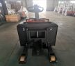 VIWINT Electric Tug Tow Tractor Small Enclosed Cabin Baggage Mover Powered Pallet Truck for Retail Machinery EPQB