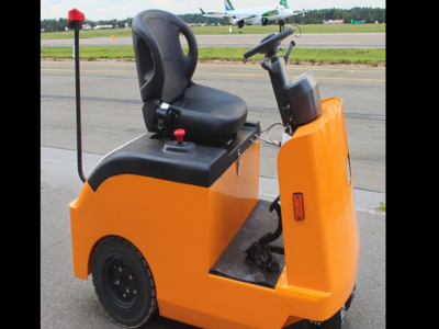 Features and Applications of Seated Electric Tow Tractors
