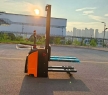High Quality CDD15 II-25 Warehouse Equipments Flexible Forklift Electric Pallet Stacker Standing Type